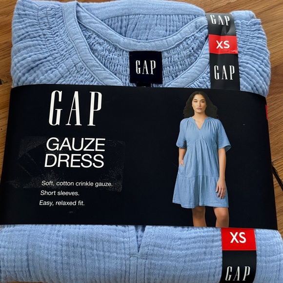 NWT GAP
CHIFFON DRESS zise: XS - Picture 2 of 8